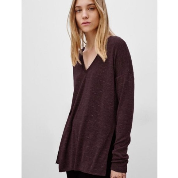 Aritzia Tops - Aritzia Wilfred Sherbrooke V-Neck Shirt Sweater Maroon